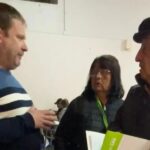 Puede ser una imagen de 3 personas